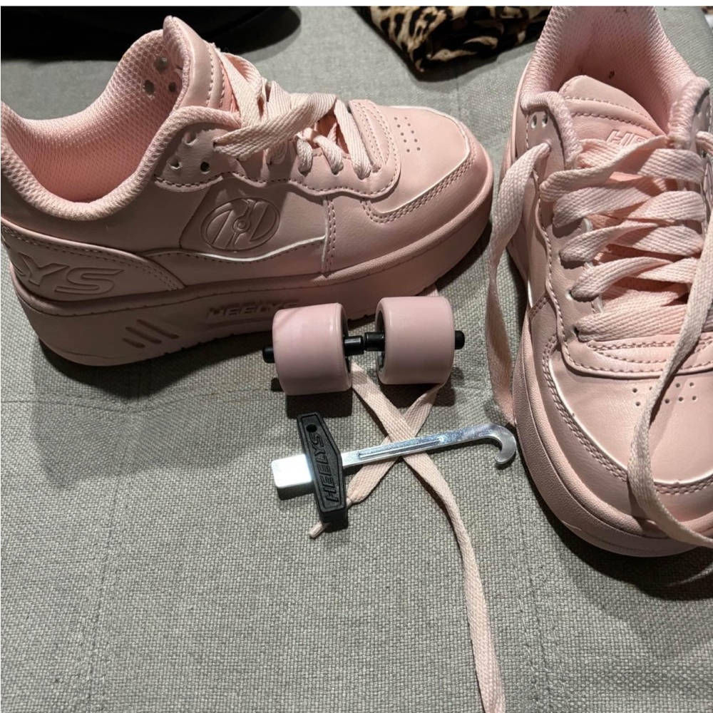 Heelys light pink size 13 brand new